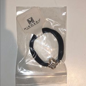 Hair tie or bracelet
